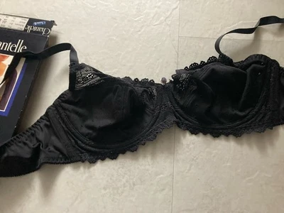 True Vintage Triumph bra Black 85B - Image 1 of 3