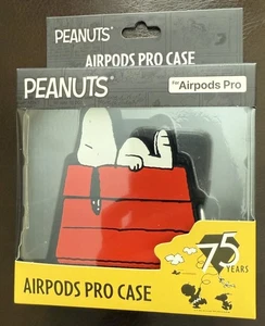 Estuche Peanuts Snoopy Airpods Pro 75 Aniversario 1950 - Imagen 1 de 3