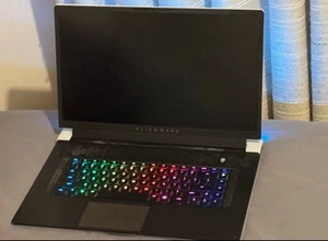 Alienware X17 RTX 3060 Intel core I7 32GB RAM Gaming laptop - Picture 1 of 2