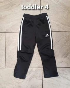 Toddler size 4 Adidas casual soccer pants with pockets and zipper bottom legs - Picture 1 of 4
