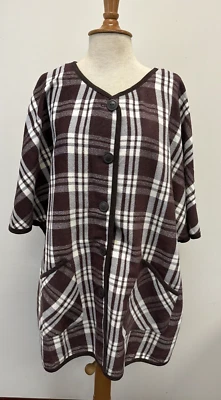 Hot in Hollywood Poncho Cardigan Womens 1X XL Brown Plaid Pockets Buttons - Image 1 of 4
