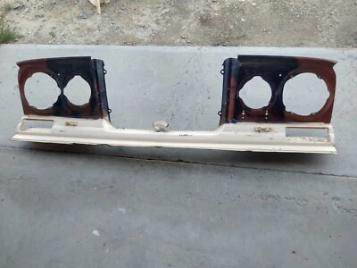 Jeep Cherokee Wagoneer J10 J20 Front Grill Headlight Panel - Image 1 of 4