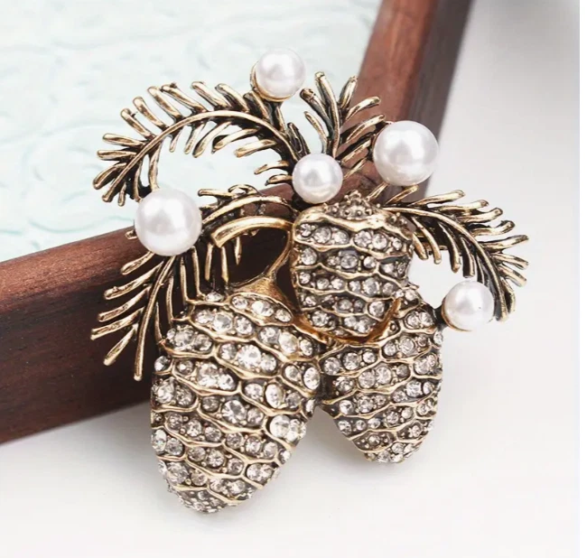 Fall Pin Brooch Pine Cone pearl rhinestone Fashion Jewelry FREE SHIP 2.2 Inch - Image 1 of 1