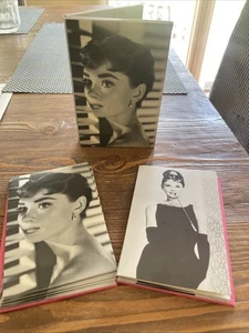 Pepper Pot 8 biglietti appunti Audrey Hepburn Fifth Ave omaggio colazione da Tiffany - Foto 1 di 11