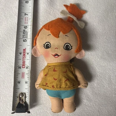 Trapo de tela Knickerbocker Toy Company guijarros piedra de piedra de piedra con 'arco de huesos' de colección Foto 1 de 4