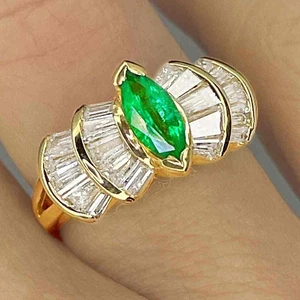 Lovely Marquise Emerald Diamond 14K Gold Ring Unique Emerald Engagement Ring - Bild 1 von 7