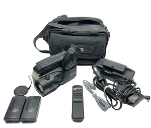 Canon ES800 Video8 Camcorder Case, Batteries, Car Charger, & Remote - For Parts - Picture 1 of 1