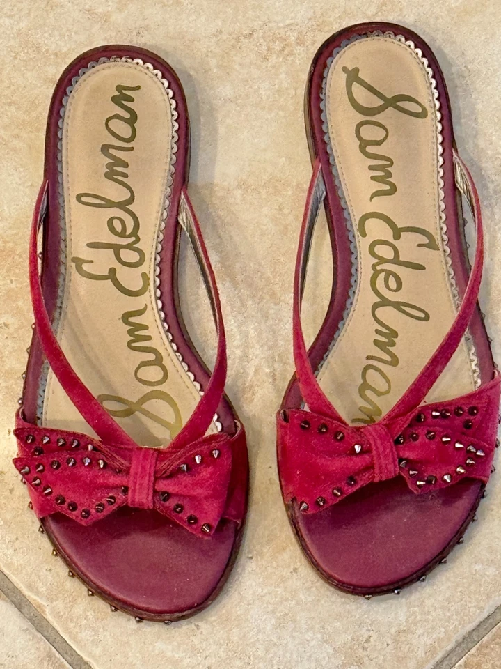 Sandalia SAM EDELMAN Dariel MUJERES EE. UU. Talla 7 Rosa Fucsia Púrpura Gamuza Tachonada Lazo Foto 1 de 1