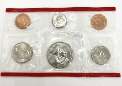 1996 US Mint Uncirculated 5 coin D Roosevelt Dime 50 Cent JFK - Image 1 of 4