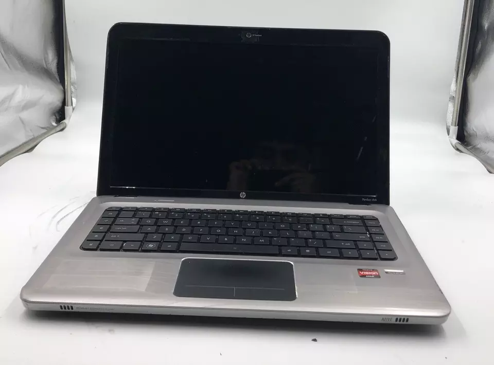 HP Pavilion DV6 AMD Phenom N620 2.8GHz 4GB RAM SIN HDD/OS/Batería Dead Board PARTE Foto 1 de 4