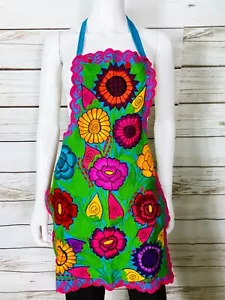 Mexikanische Damen Handarbeit Schürze grün mit mehrfarbiger Blumen bestickt Tasche - Bild 1 von 4