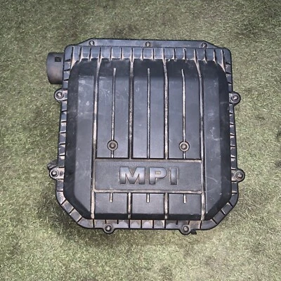 BOX SCATOLA FILTRO ARIA VOLKSWAGEN Up 1° Serie 1.0 B 04C129611J - Immagine 1 di 4