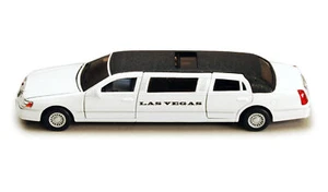 LAS VEGAS 1999 LINCOLN TOWN CAR STRETCH LIMOUSINE 1/38 DIECAST KINSMART 7001WLV - Picture 1 of 2
