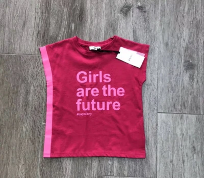 DKNY girls T shirt age 6 Yrs BNWT - Image 1 of 4