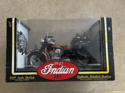 Tootsietoy 1942 Indian Motorcycle #442 1/10th Scale diecast w/ saddle bags box - Image 1 of 4
