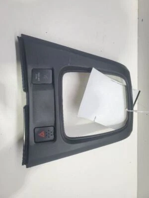 Bisel de tablero NV200 2015 479629 Foto 1 de 4