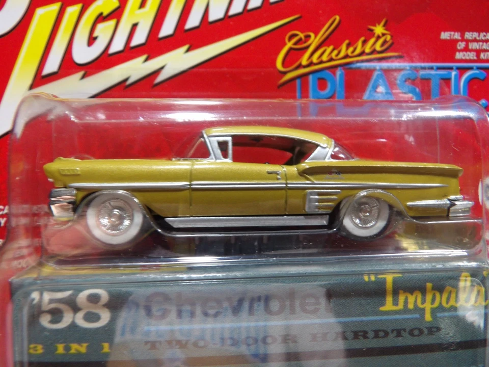 1958 Chevy Impala 13 Classic Plastic Collection 2006 Johnny Lightning 1 64