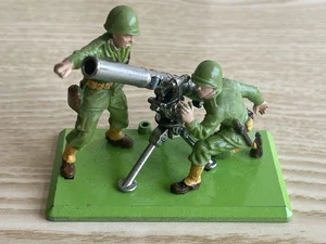 Vintage, Britains Deetail, WW2 US Mortar / Gun Crew, Spielzeugsoldaten im Maßstab 1:32. - Bild 1 von 8