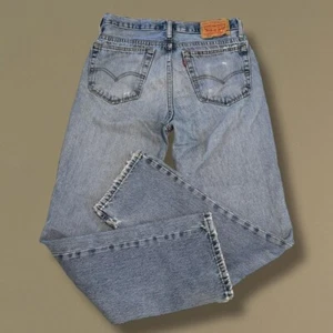 Levi’s Light Wash Denim Distressed Size 32x33 - Picture 1 of 6