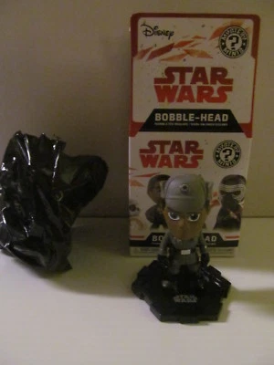 Star Wars: The Last Jedi - Mini Bobblehead de vinilo - Funko - Finn (primer pedido) Foto 1 de 4