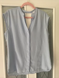 Ladies Size 12 Top - Picture 1 of 9