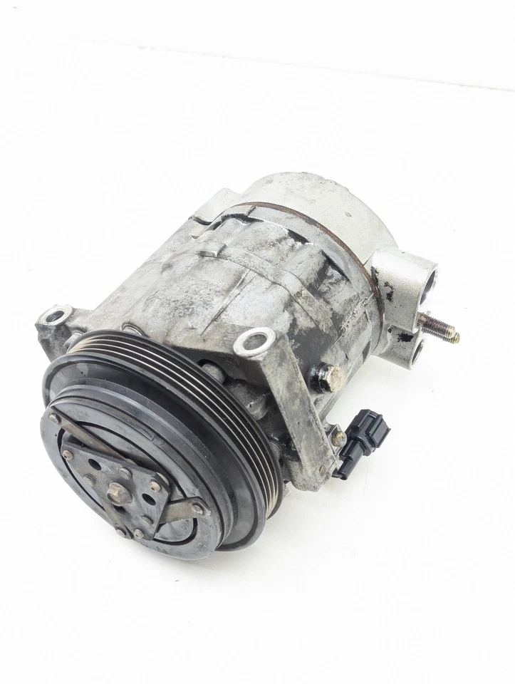 03-07 Compresor de aire acondicionado Infiniti G35 FX35 Nissan 350z 92600AM800 Foto 1 de 4