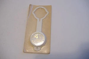~VINTAGE~FIRST FEDERAL SAVINGS~4% DIVIDEND~BELLEVUE WEXFORD~PLASTIC BOTTLE CAP~ - Picture 1 of 1