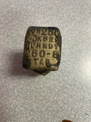 Burndy T-8-250 R-250 KS29 DB 50-120 Split Bolt Connector Copper - Image 1 of 2