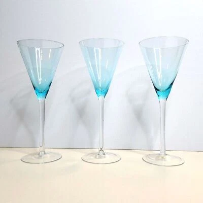 Copos de vinho ALTOS Aqua Blue Circleware - Conjunto de 3 | Copos elegantes e vibrantes - Imagem 1 de 3