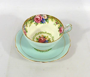 Vintage Paragon Bone China 'Tapestry Rose' Tea Cup & Saucer Double Warrant - Picture 1 of 9