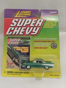Johnny Lightning '57 1957 Bel Air Super Chevy rivista Chevrolet auto 1/64 verde - Foto 1 di 3