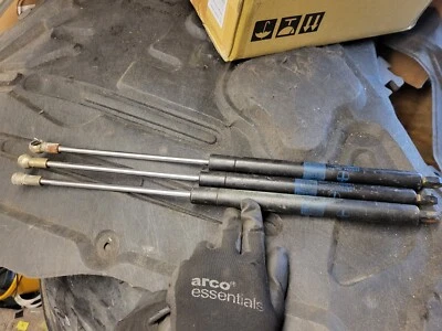 Genuine VOLVO 200 240 245 265 Boot  STRUT 1254916- VOLVO PART - Image 1 of 4