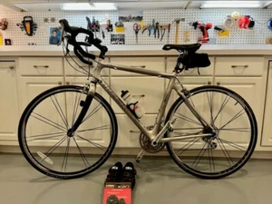Classic 2005 Trek Pilot 5.2 58cm Pewter Racing Bike - Picture 1 of 3