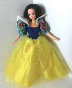 Disney SNOW WHITE Doll MATTEL Sparkling Collection 1994 Pre-Owned!  * - Picture 1 of 3