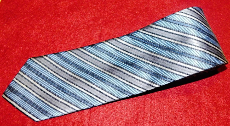 CORBATA A RAYAS J.Z.RICHARDS HECHA EN EE. UU. AZUL/BLANCO/GRIS - CORBATAS - CORBATAS DE DISEÑADOR. Foto 1 de 3