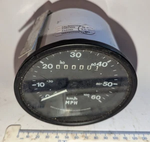 Speedometer speedo head in MPH approx 11cm diameter FREE UK SHIPPING - Picture 1 of 2