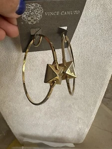 Vince Camuto 2.5” Gold Tone Hoop Earrings - Picture 1 of 4