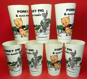 6 Vintage 1979 Warner Brothers Looney Tunes Plastic Cups Porky Pig Bugs Bunny - Picture 1 of 6
