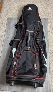 Nike Tiger Woods Golf Travel Bag With Wheels Black Red FREE SHIPPING - Picture 1 of 11