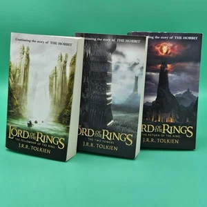 JRR Tolkien Set The Lord of The Rings Trilogy Del Rey Paperback Book LOT OF 3 VG - Imagen 1 de 6