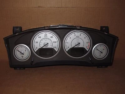 2008 08 Dodge Caravan Chrysler Town and Country Van Speedometer Cluster  79K Foto 1 de 3