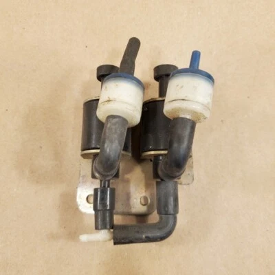 DUAL (2) VACUUM SOLENOID and MOUNT BRACKETXJ6 XJ40 XJS - Image 1 of 4