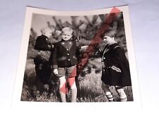 Kleine blonde Jungen + Mädchen mit Haarspange + Trachtenjacke Foto 40er 50er
