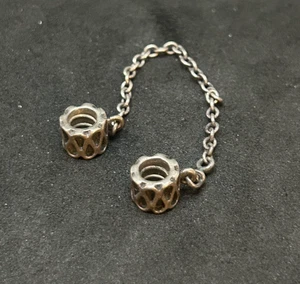 925 Sterling ALE Pandora Silver Swirl Safety Chain Charm - 3.27g - Picture 1 of 2