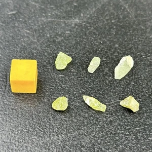 6x rough peridot healing crystals - birth, energy, soothing stones, gifts - Picture 1 of 1