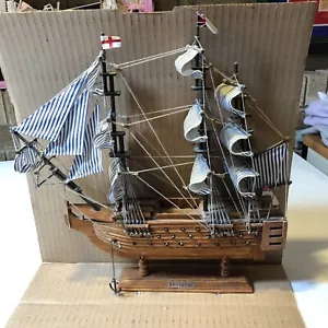 Vtg Heritage Mint HMS Victory Tall Ships Model Hand Crafted Wooden Boat DME - Picture 1 of 5