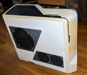 NZXT Phantom ATX Full Tower Case White PHAN-001WT - Picture 1 of 16
