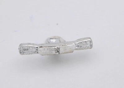 MAJORETTE ANCIEN - CALANDRE POUR PEUGEOT 504 - Photo 1/3