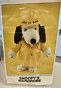 Vintage Snoopy’s Wardrobe 1958 REGENOUTFIT für Plüsch 18 Zoll #4264 orig.versiegelt - Bild 1 von 4