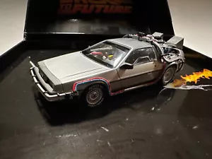 Minichamps DeLorean DMC 12 Back to the Future 1:43 436 140070 - Picture 1 of 11